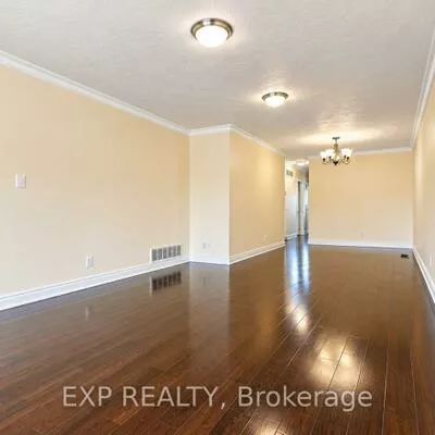 3425, Laddie, Malton, Mississauga