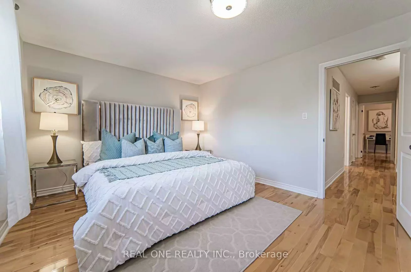 4169, Trapper, Erin Mills, Mississauga