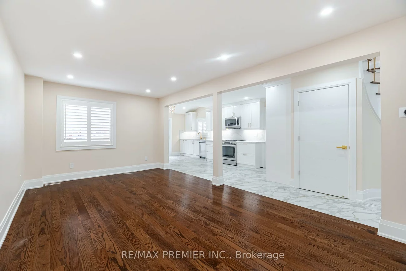 495, Fairview, Fairview, Mississauga