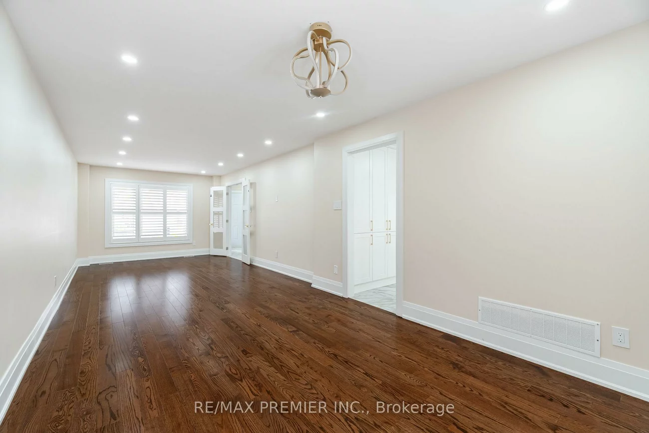 495, Fairview, Fairview, Mississauga