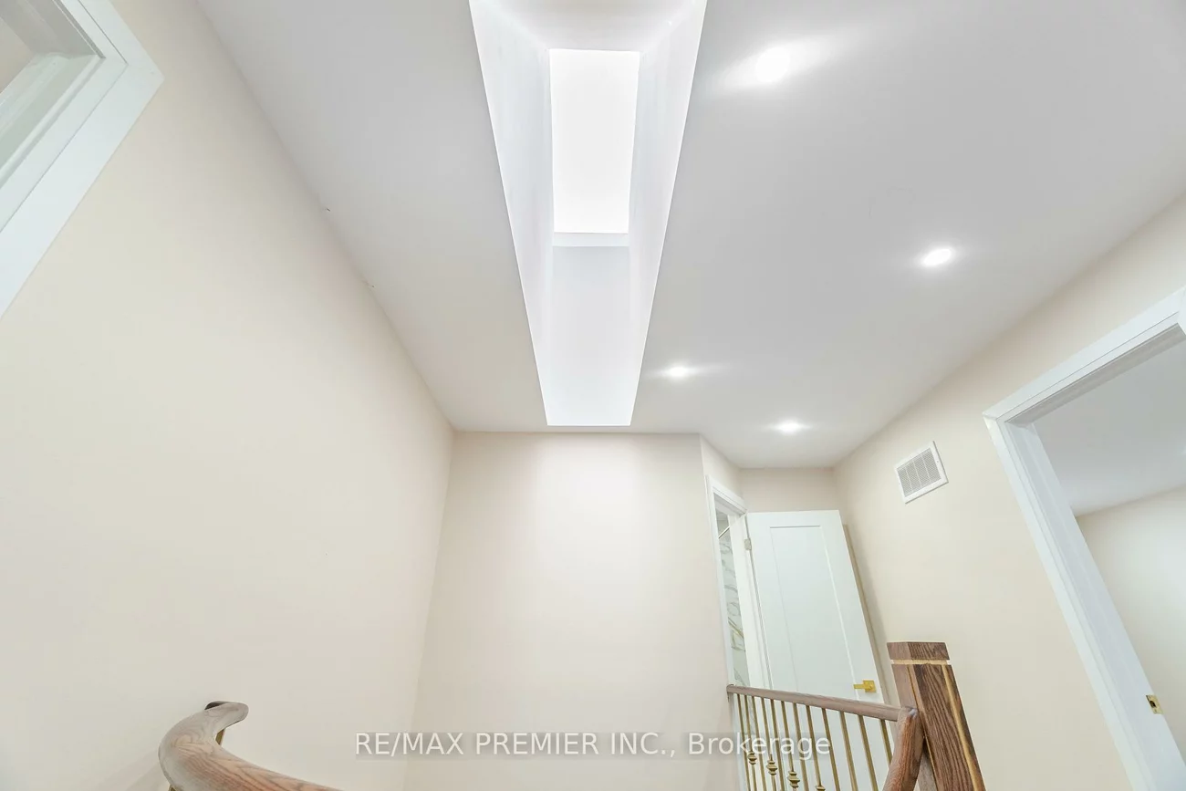 495, Fairview, Fairview, Mississauga