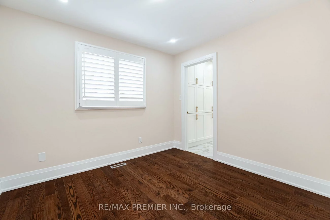 495, Fairview, Fairview, Mississauga