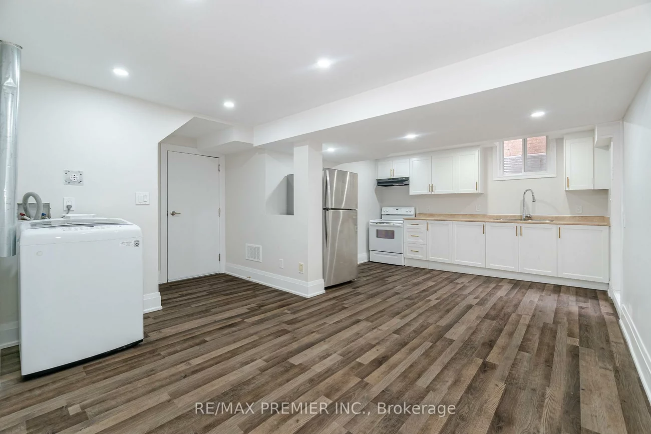 495, Fairview, Fairview, Mississauga