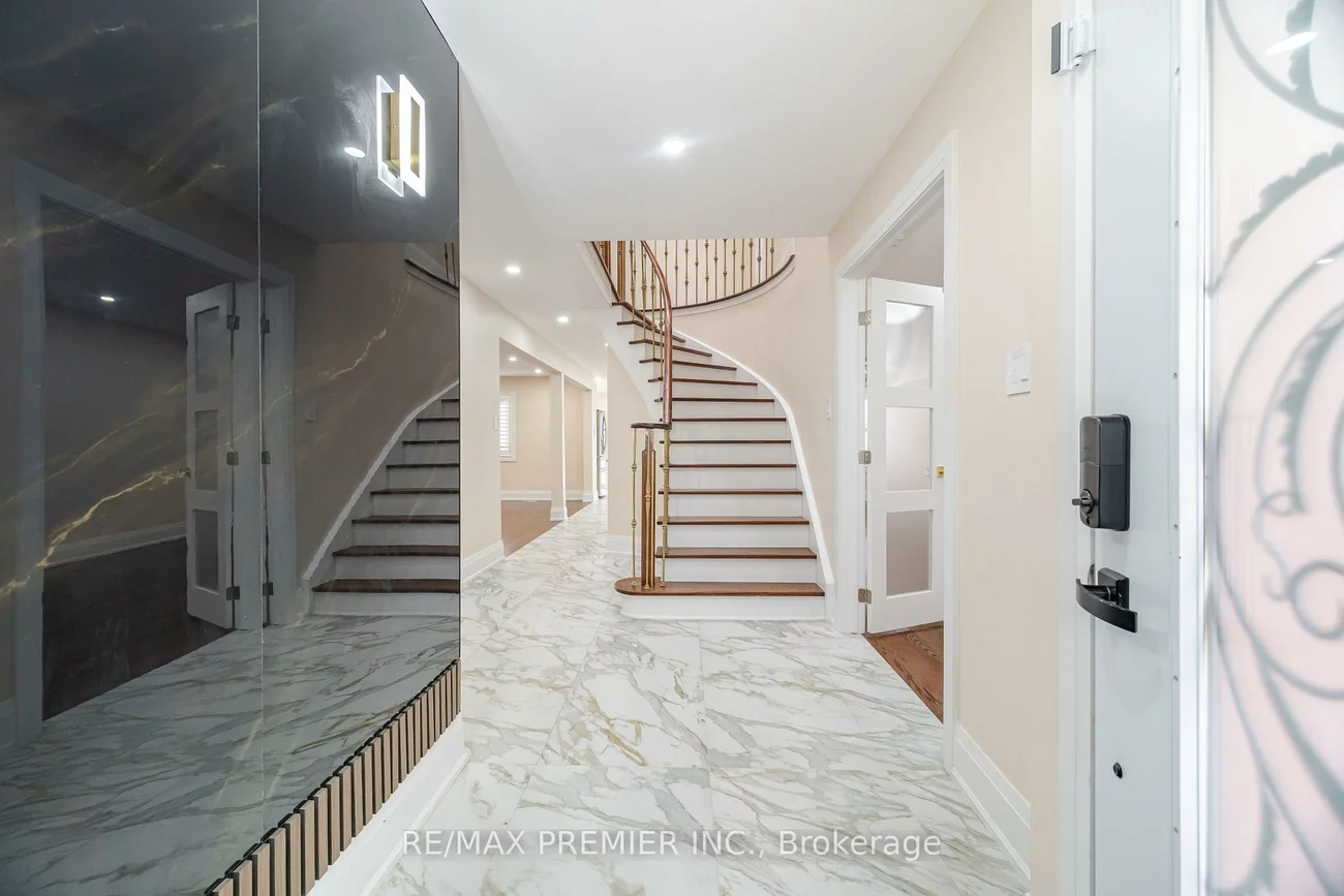 495, Fairview, Fairview, Mississauga