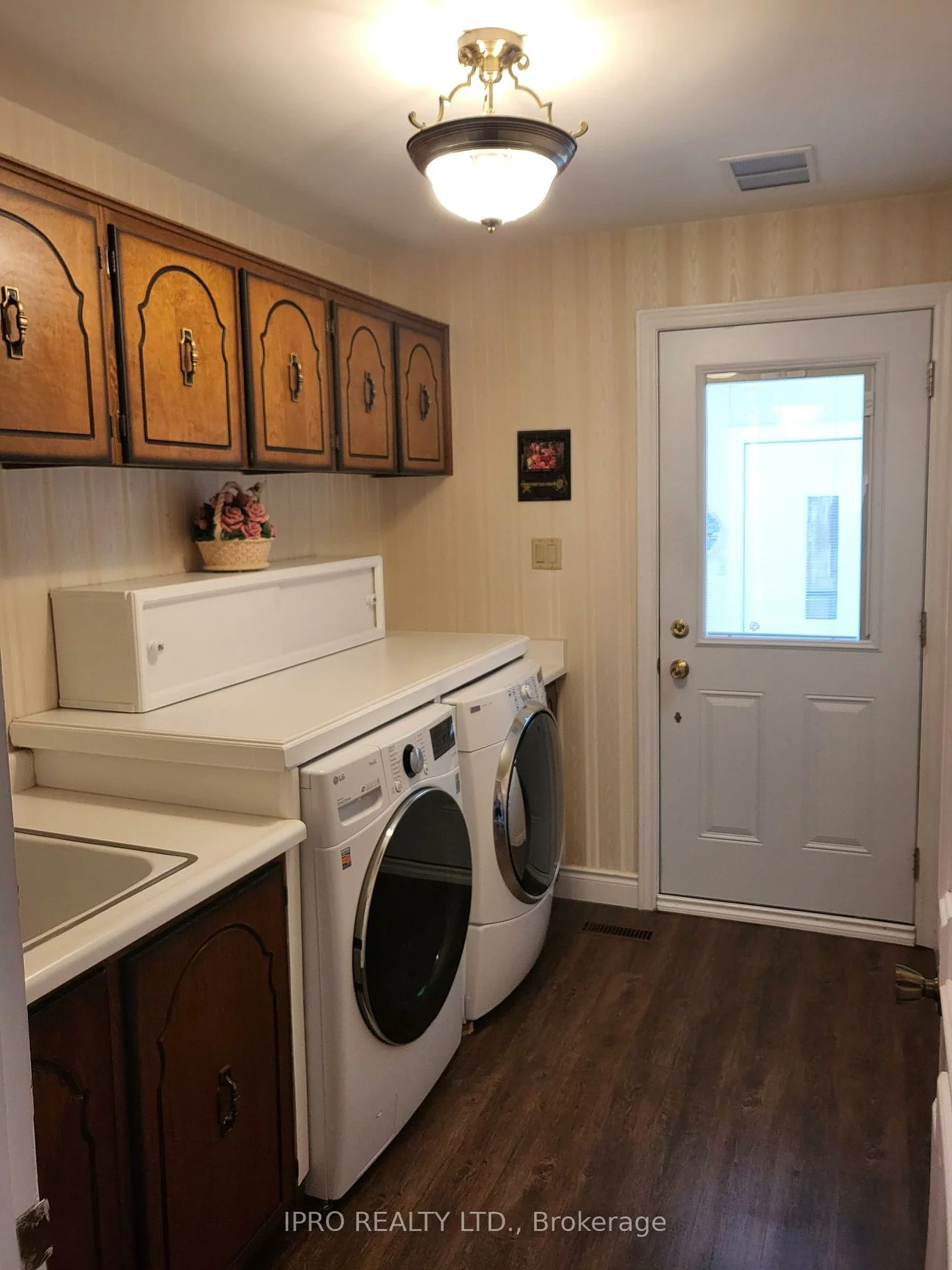 4239, Rockwood, Rathwood, Mississauga