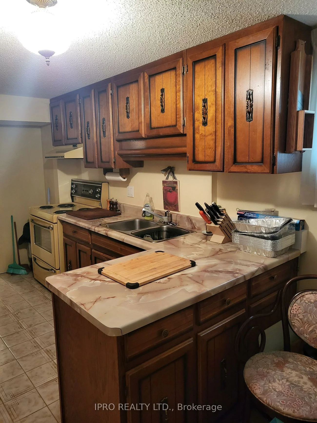 4239, Rockwood, Rathwood, Mississauga