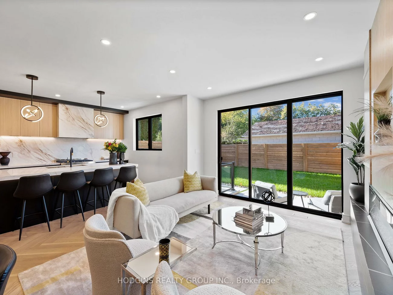 853, Tenth, Lakeview, Mississauga