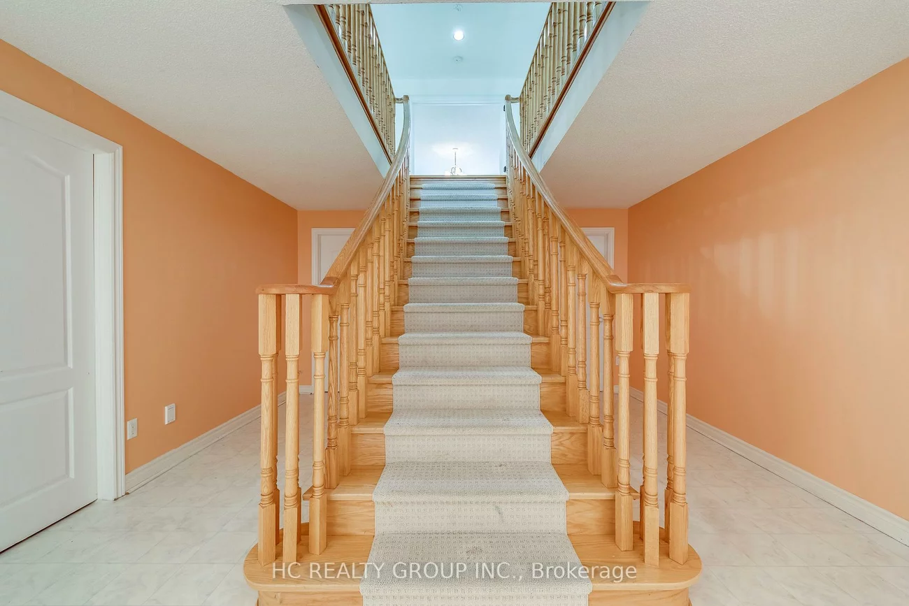 5160, Montclair, Central Erin Mills, Mississauga