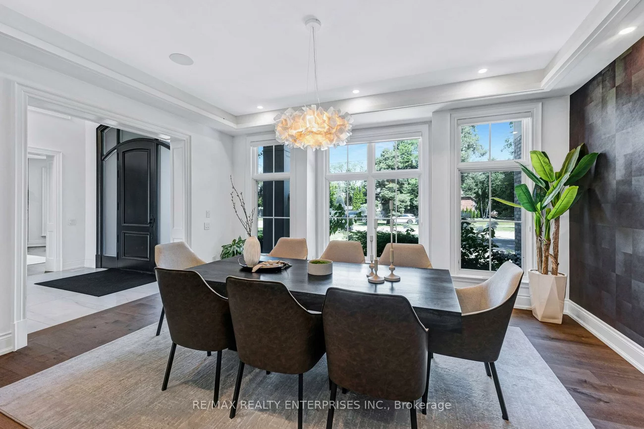 714, Atoka, Lorne Park, Mississauga