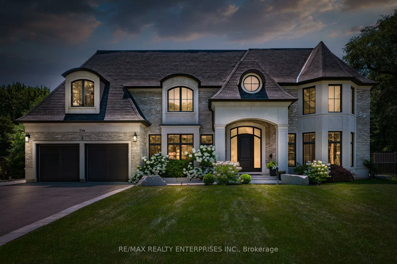 714, Atoka, Lorne Park, Mississauga