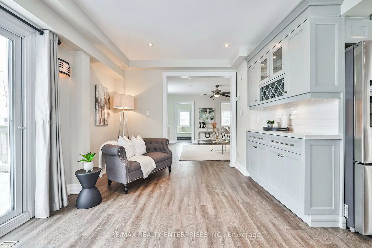 611, Byngmount, Lakeview, Mississauga
