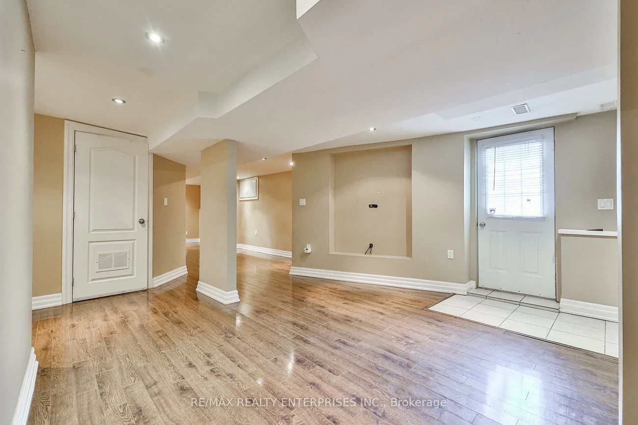 611, Byngmount, Lakeview, Mississauga