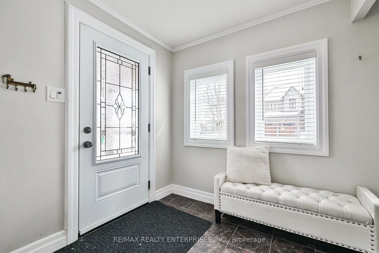 611, Byngmount, Lakeview, Mississauga