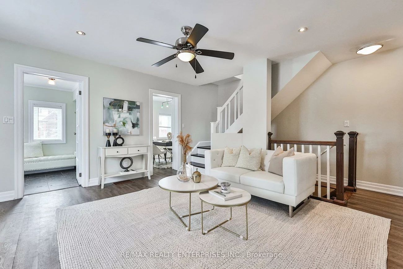 611, Byngmount, Lakeview, Mississauga