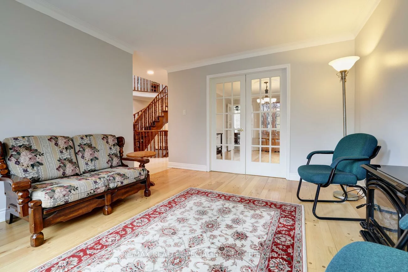 2158, Robin, Sheridan, Mississauga