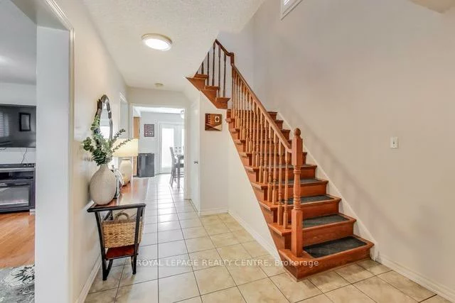 3354, Aubrey, Erin Mills, Mississauga
