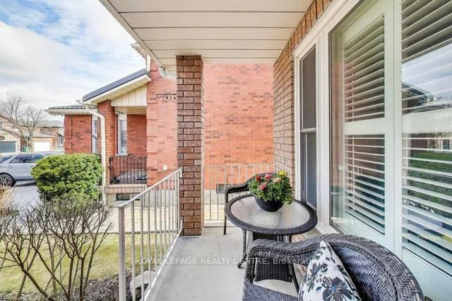 3354, Aubrey, Erin Mills, Mississauga