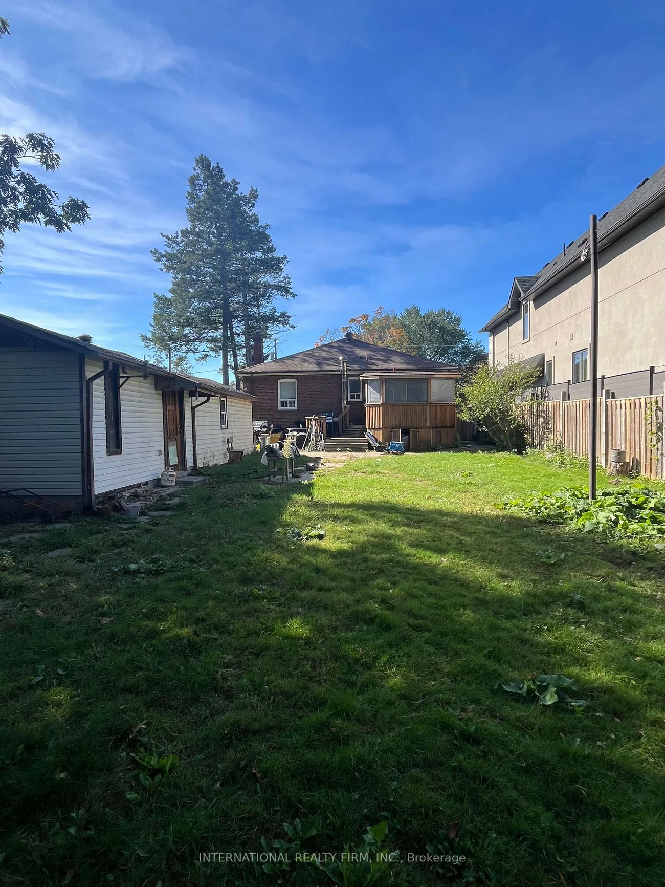 1481, Myron, Lakeview, Mississauga
