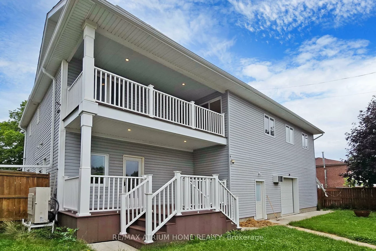 1242, Alexandra, Lakeview, Mississauga