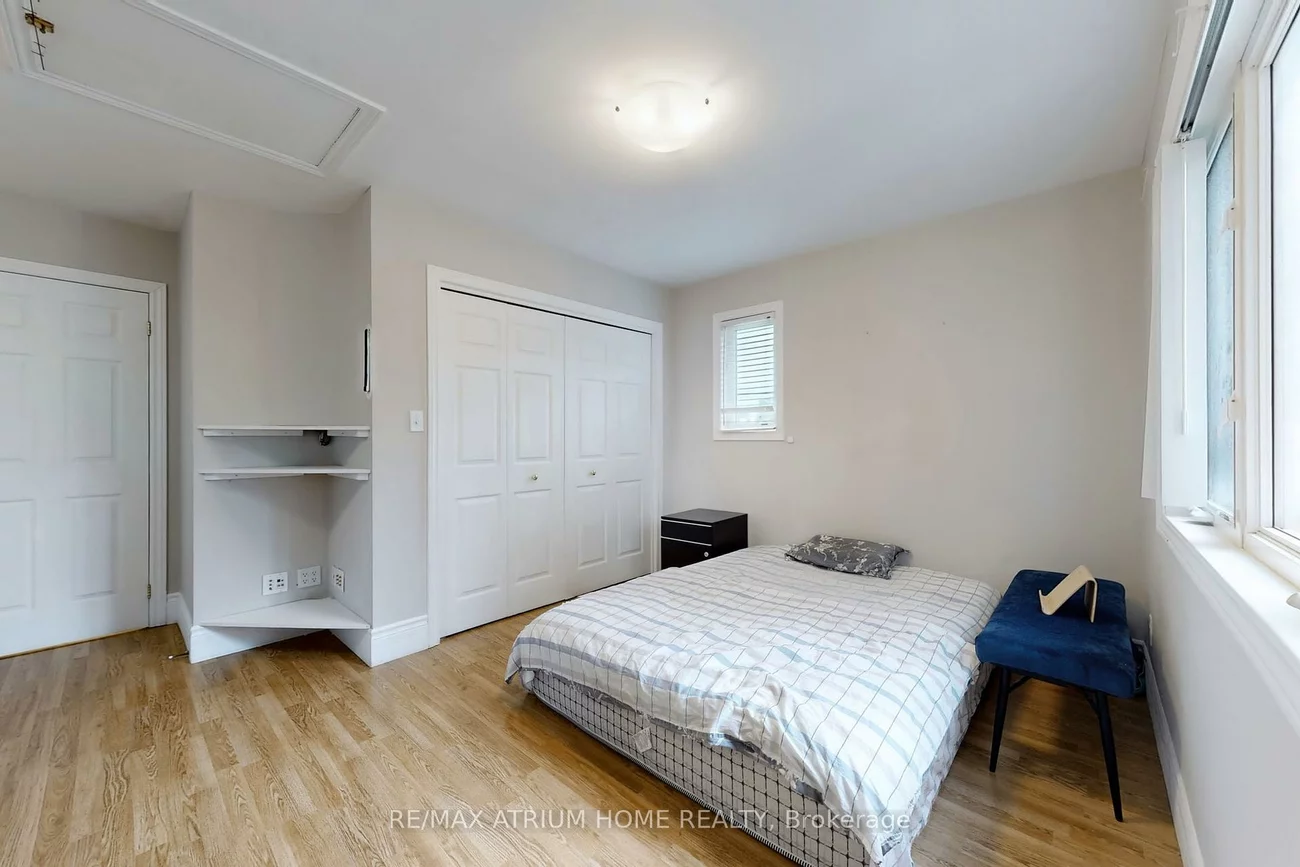 1242, Alexandra, Lakeview, Mississauga