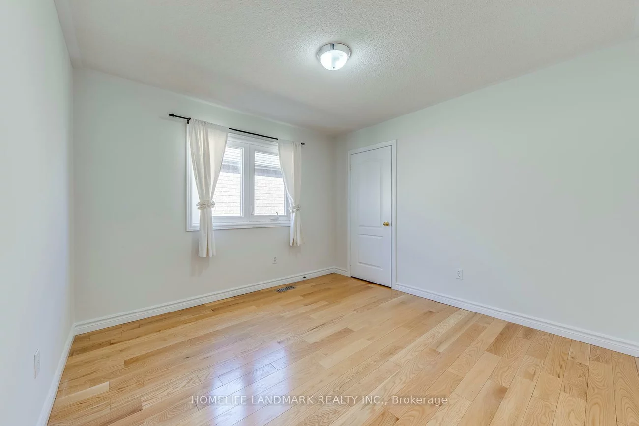 5816, Greensboro, Central Erin Mills, Mississauga