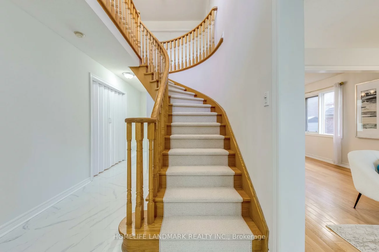 5816, Greensboro, Central Erin Mills, Mississauga