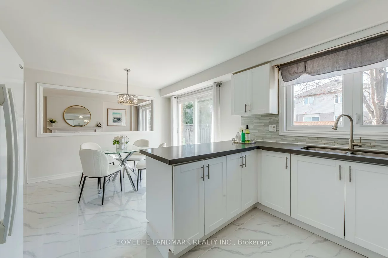 5816, Greensboro, Central Erin Mills, Mississauga