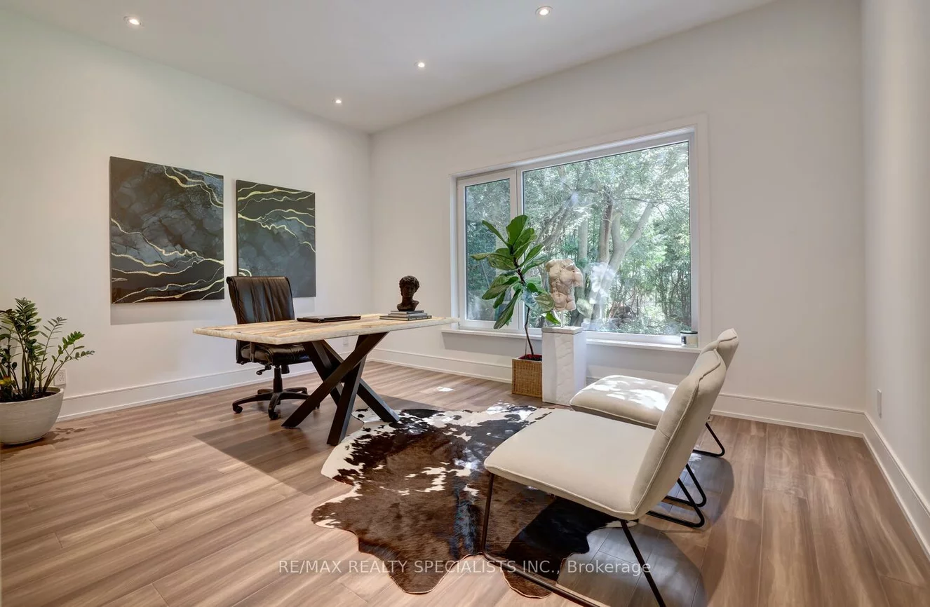 1310, Martley, Lorne Park, Mississauga
