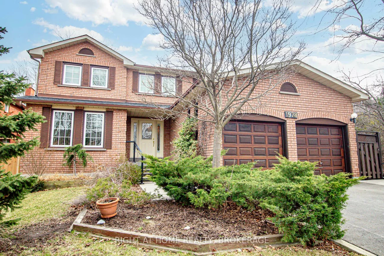 1978, Sandown, Central Erin Mills, Mississauga