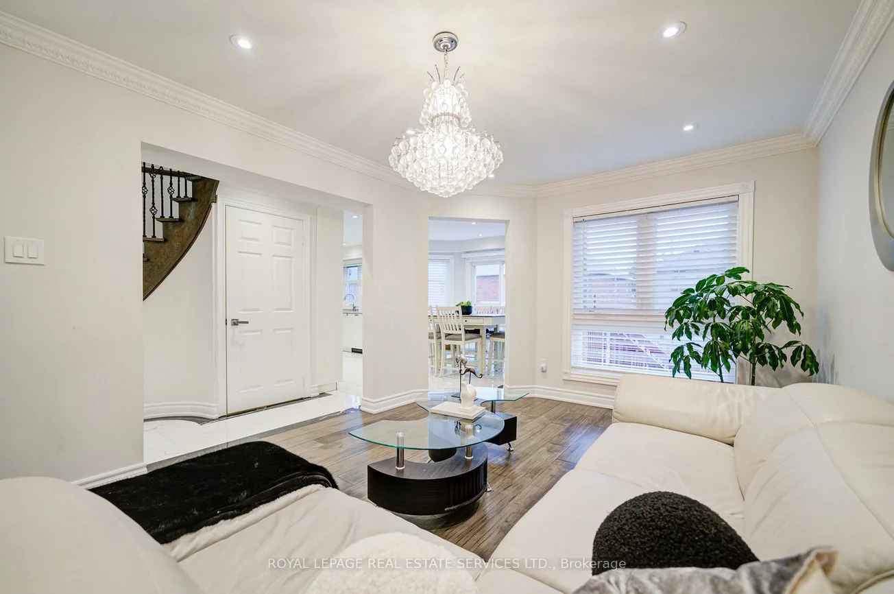 5202, Buttermill, East Credit, Mississauga
