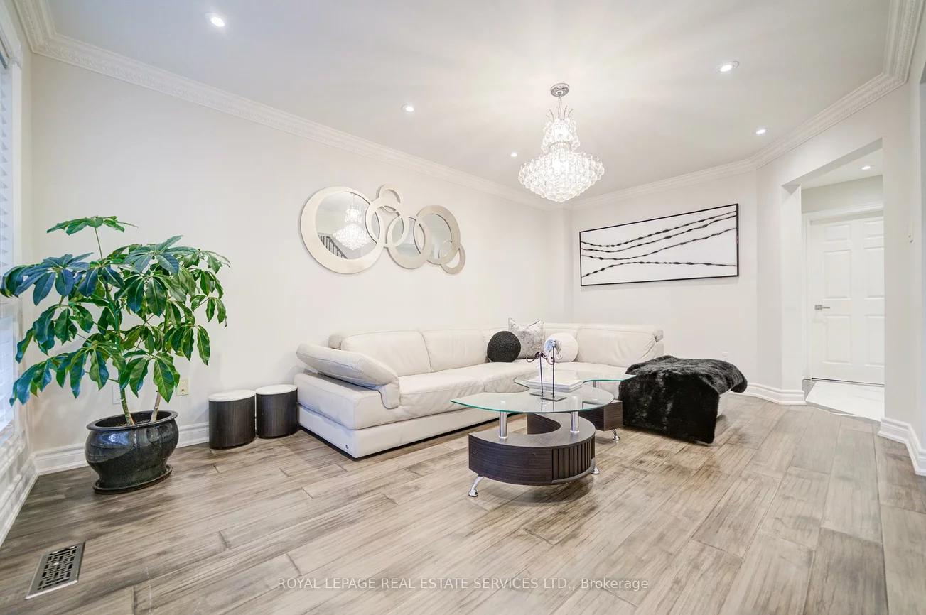 5202, Buttermill, East Credit, Mississauga