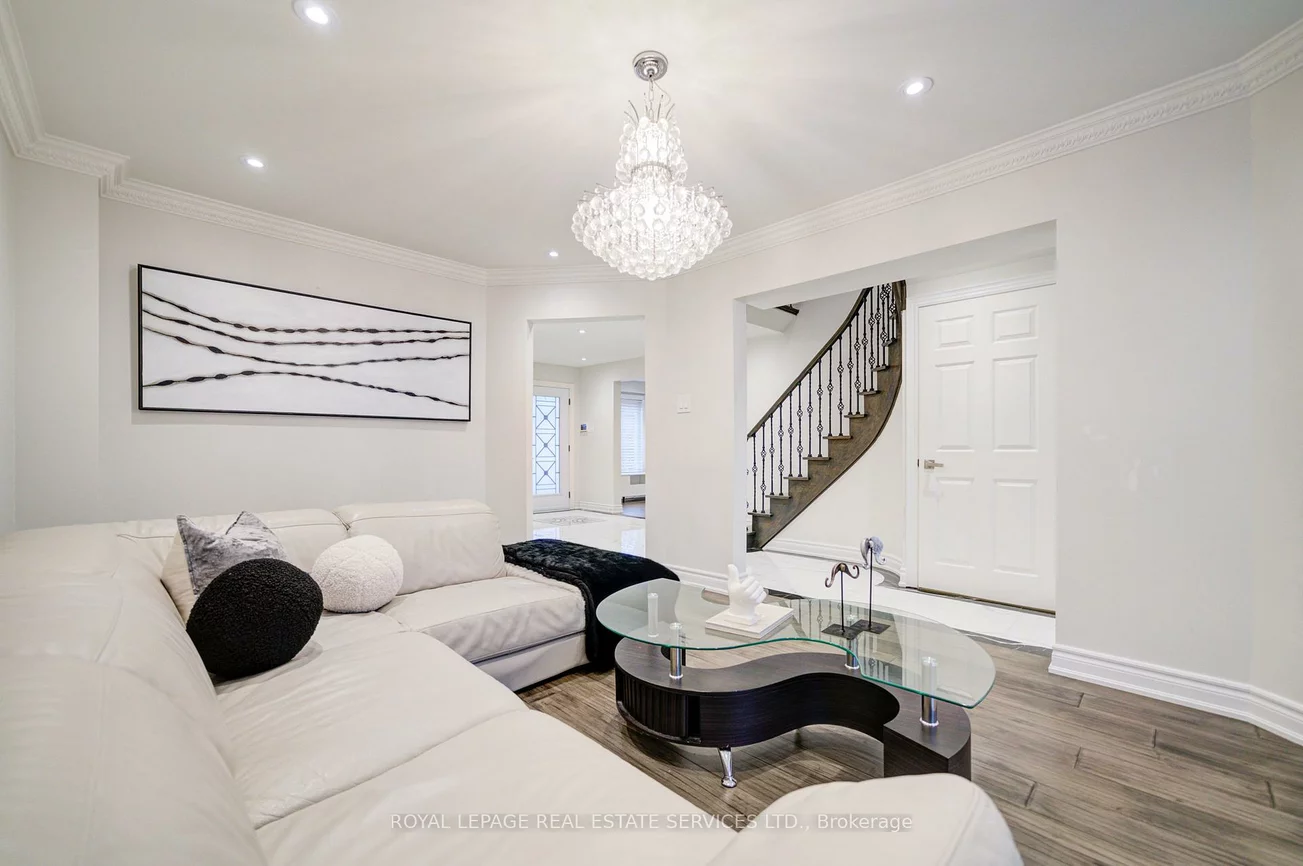 5202, Buttermill, East Credit, Mississauga