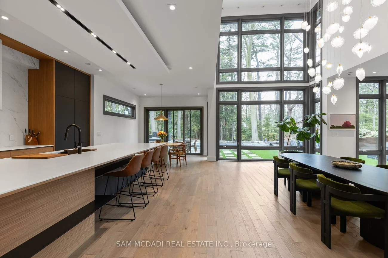 267, Kenollie, Mineola, Mississauga