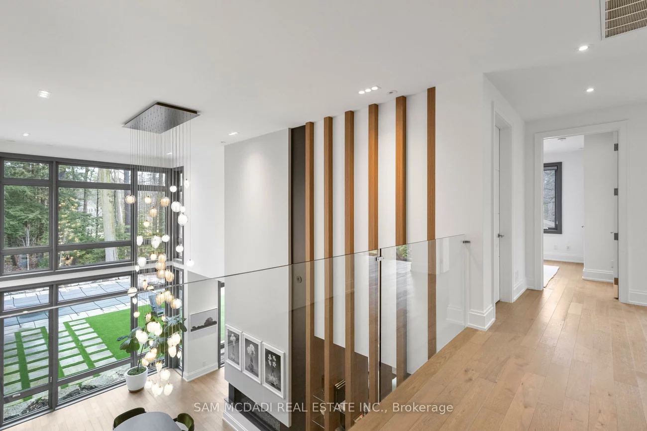 267, Kenollie, Mineola, Mississauga