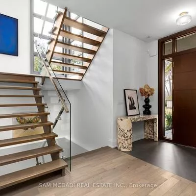 267, Kenollie, Mineola, Mississauga