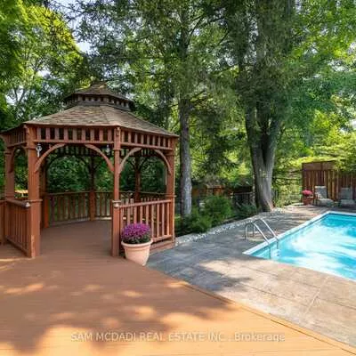 867, Sunningdale, Clarkson, Mississauga
