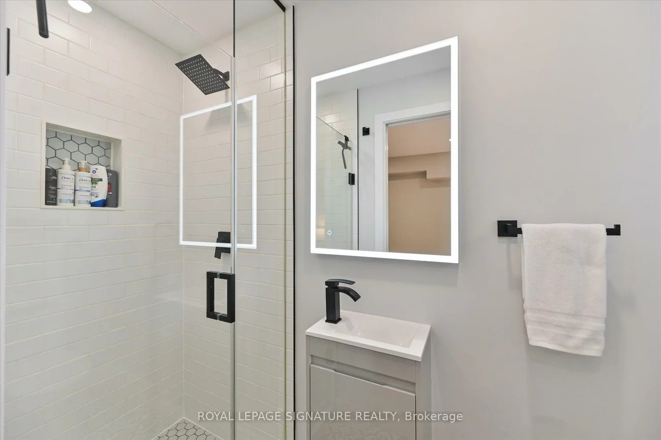 995, Dormer, Lakeview, Mississauga