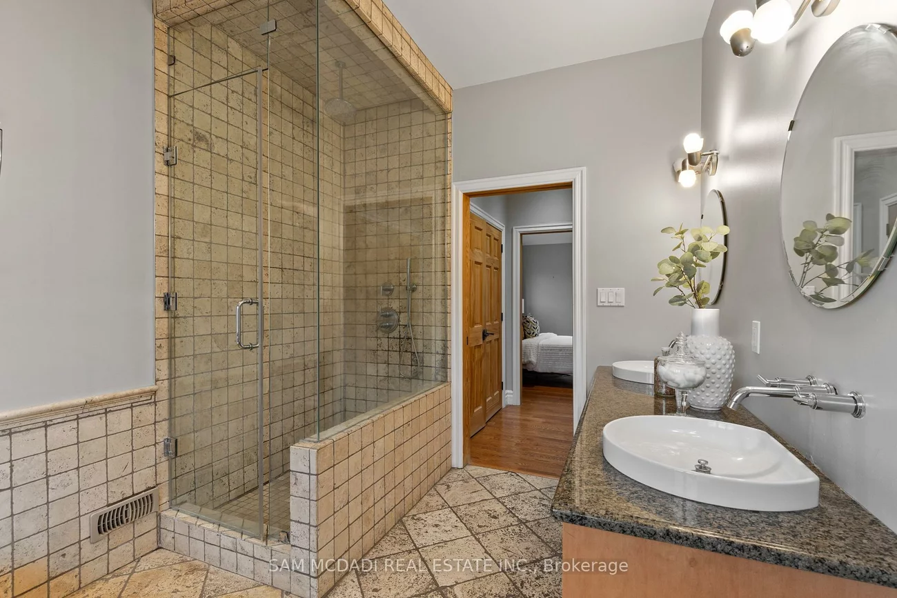 690, Meadow Wood, Clarkson, Mississauga