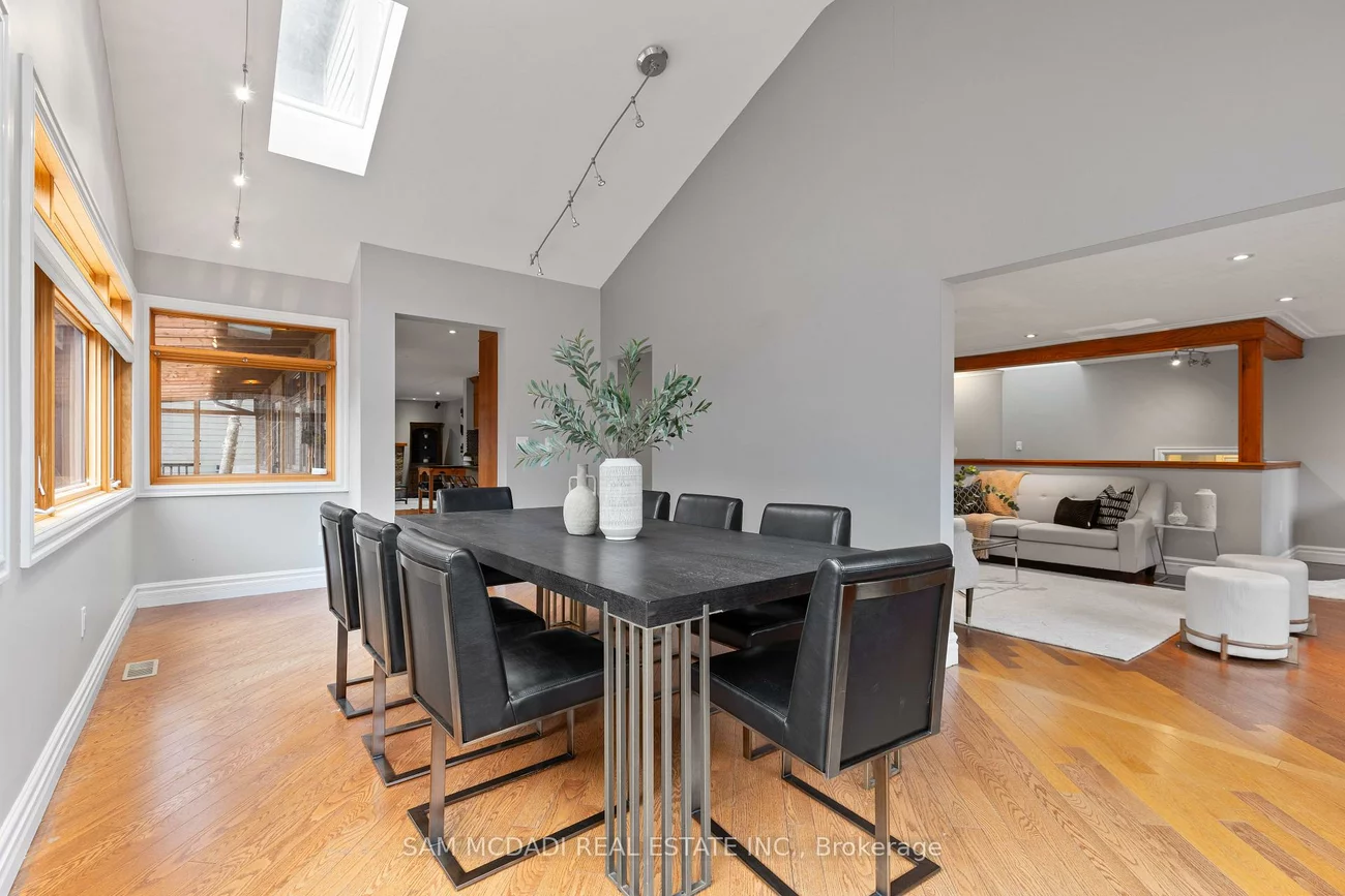 690, Meadow Wood, Clarkson, Mississauga
