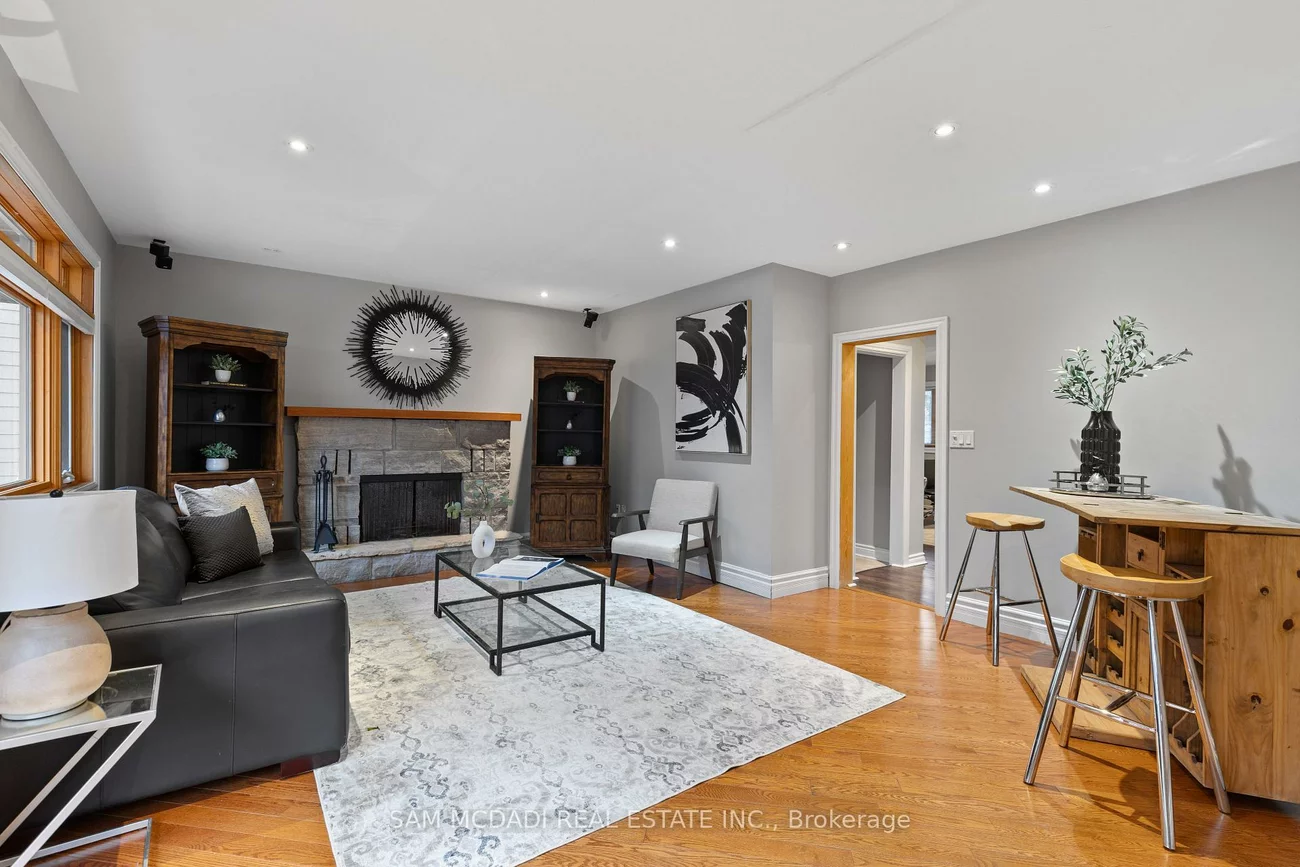 690, Meadow Wood, Clarkson, Mississauga