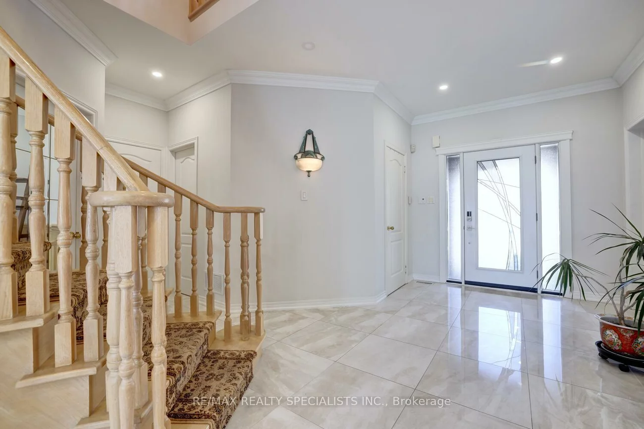 2923, Hammond, Sheridan, Mississauga