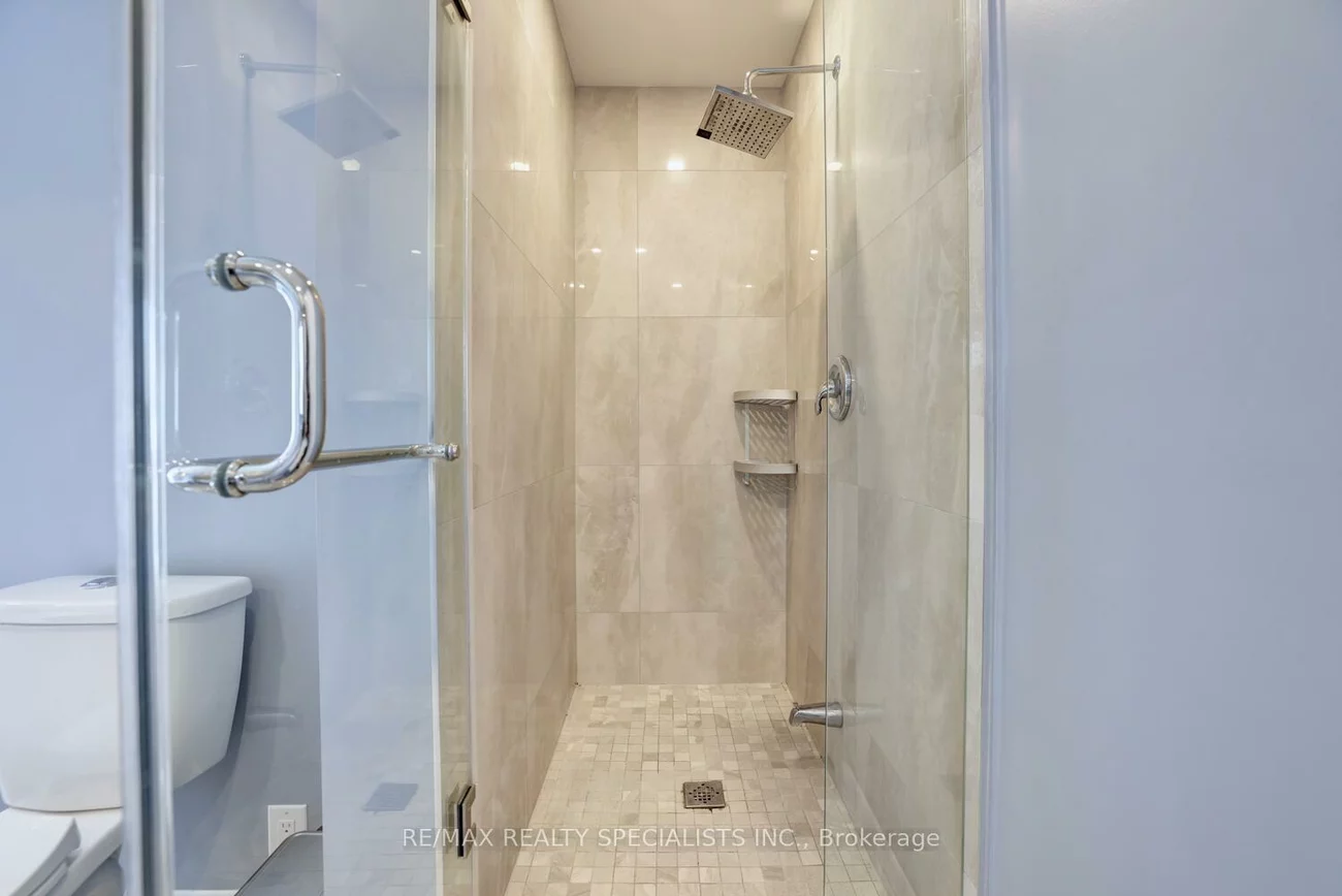 2923, Hammond, Sheridan, Mississauga