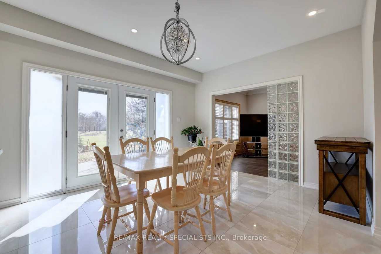 2923, Hammond, Sheridan, Mississauga