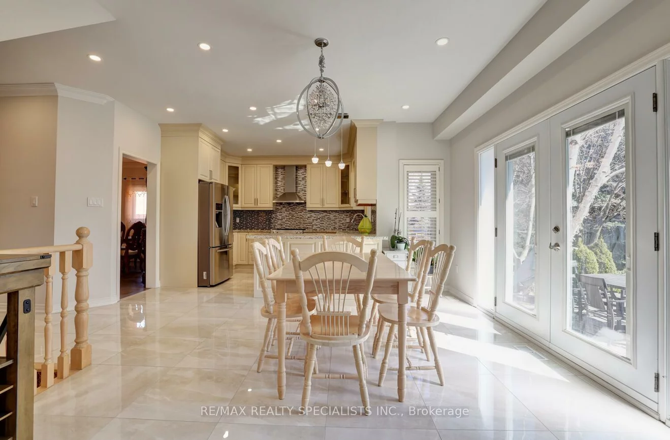 2923, Hammond, Sheridan, Mississauga