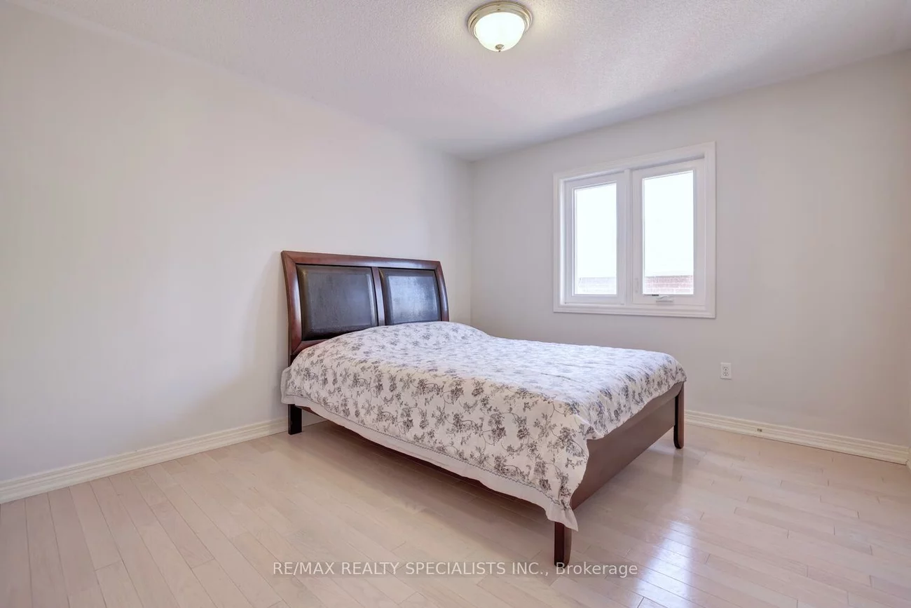 2923, Hammond, Sheridan, Mississauga