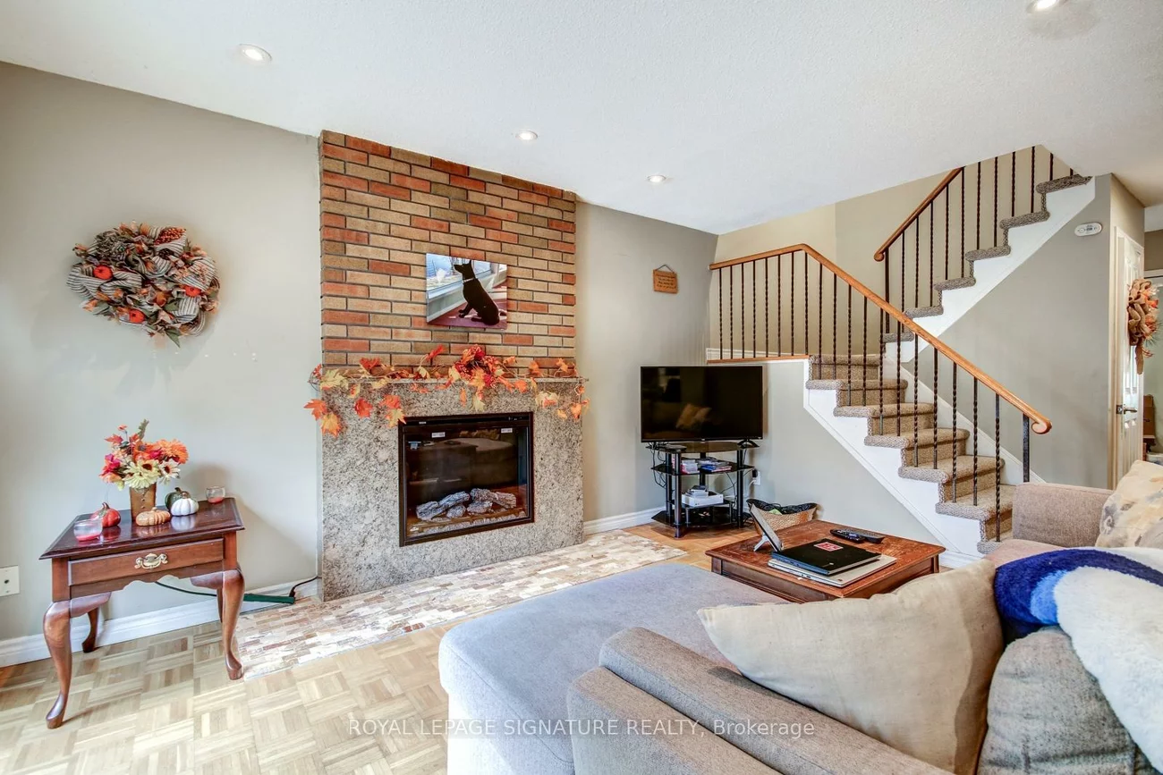 4188, Martlen, Erin Mills, Mississauga