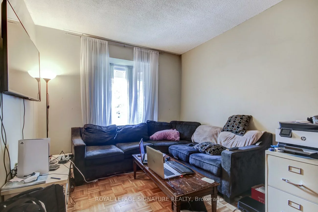4188, Martlen, Erin Mills, Mississauga