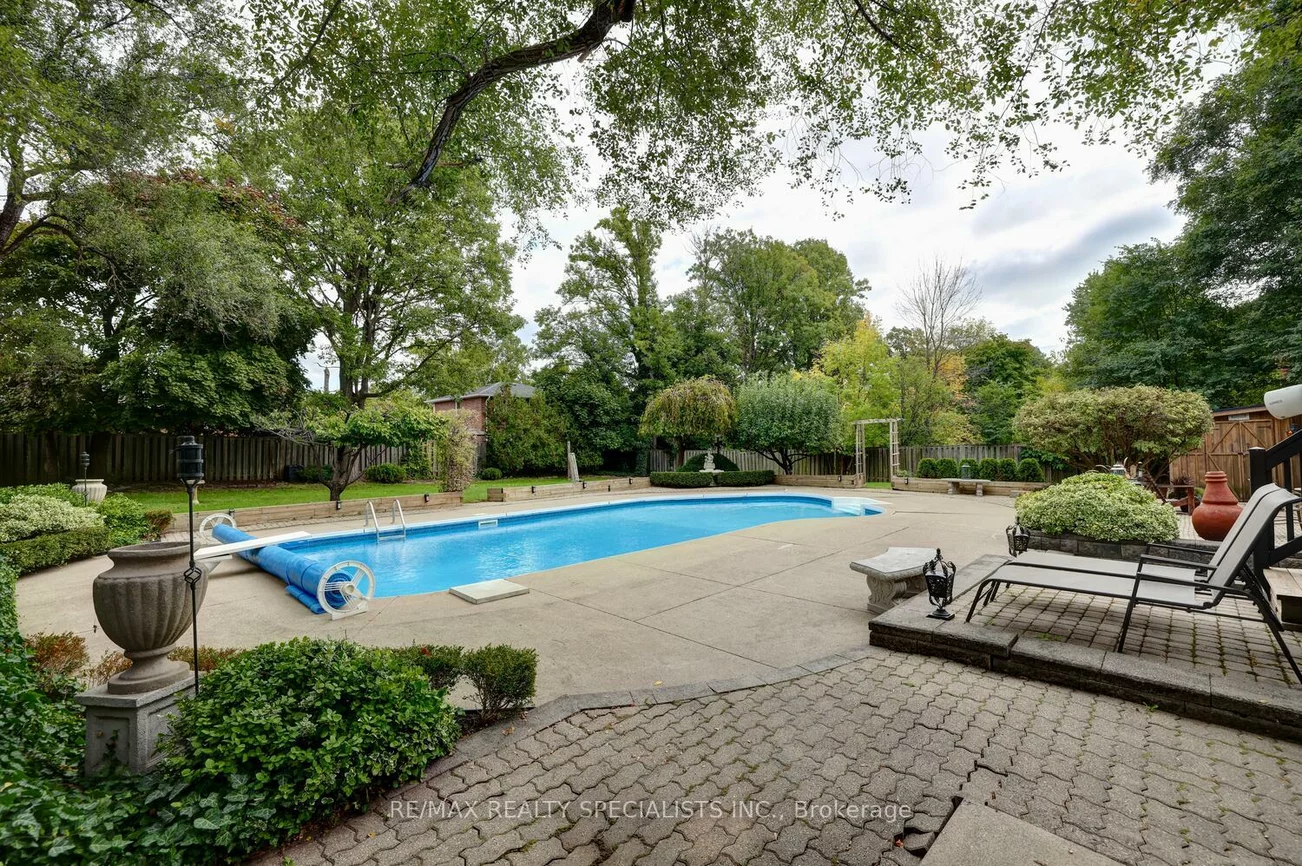 2633, Liruma, Sheridan, Mississauga