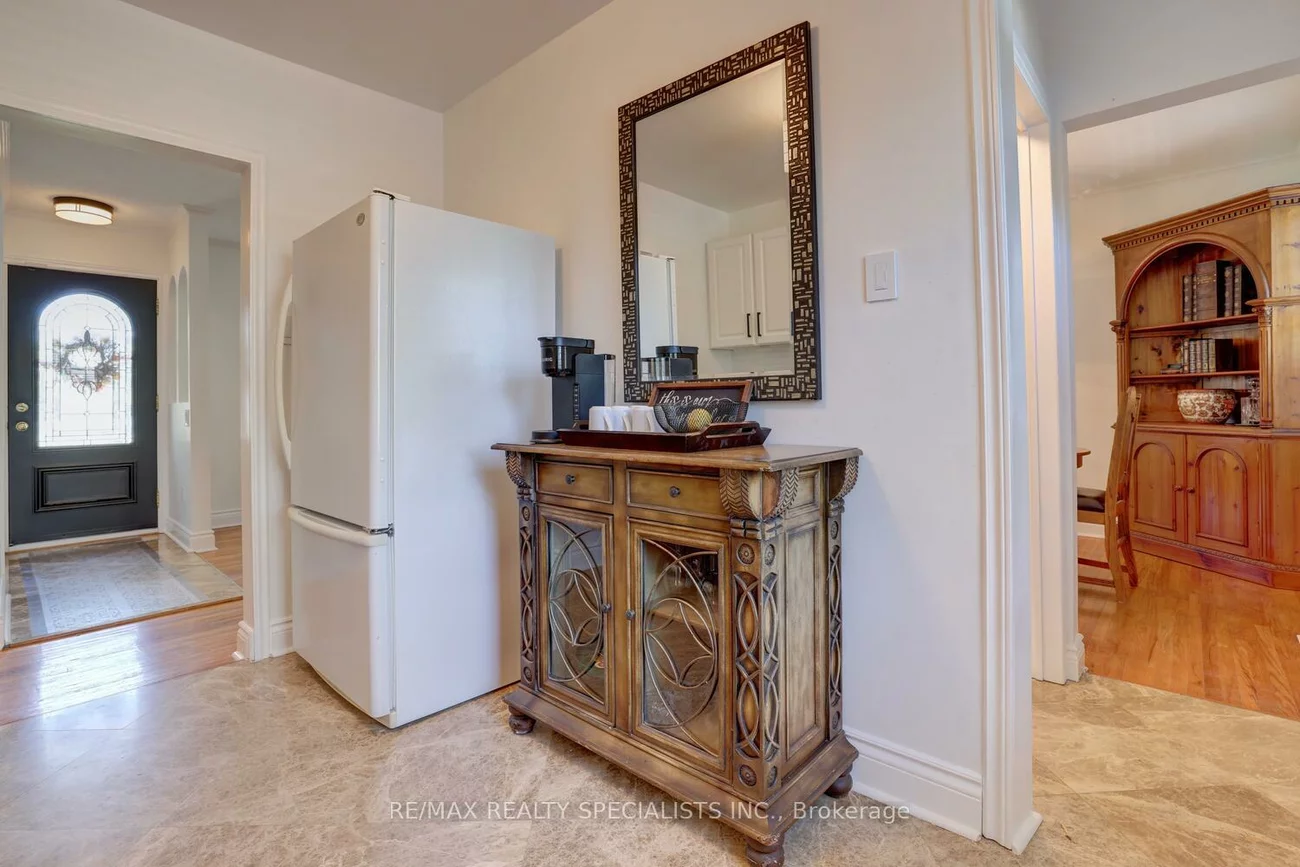 2633, Liruma, Sheridan, Mississauga