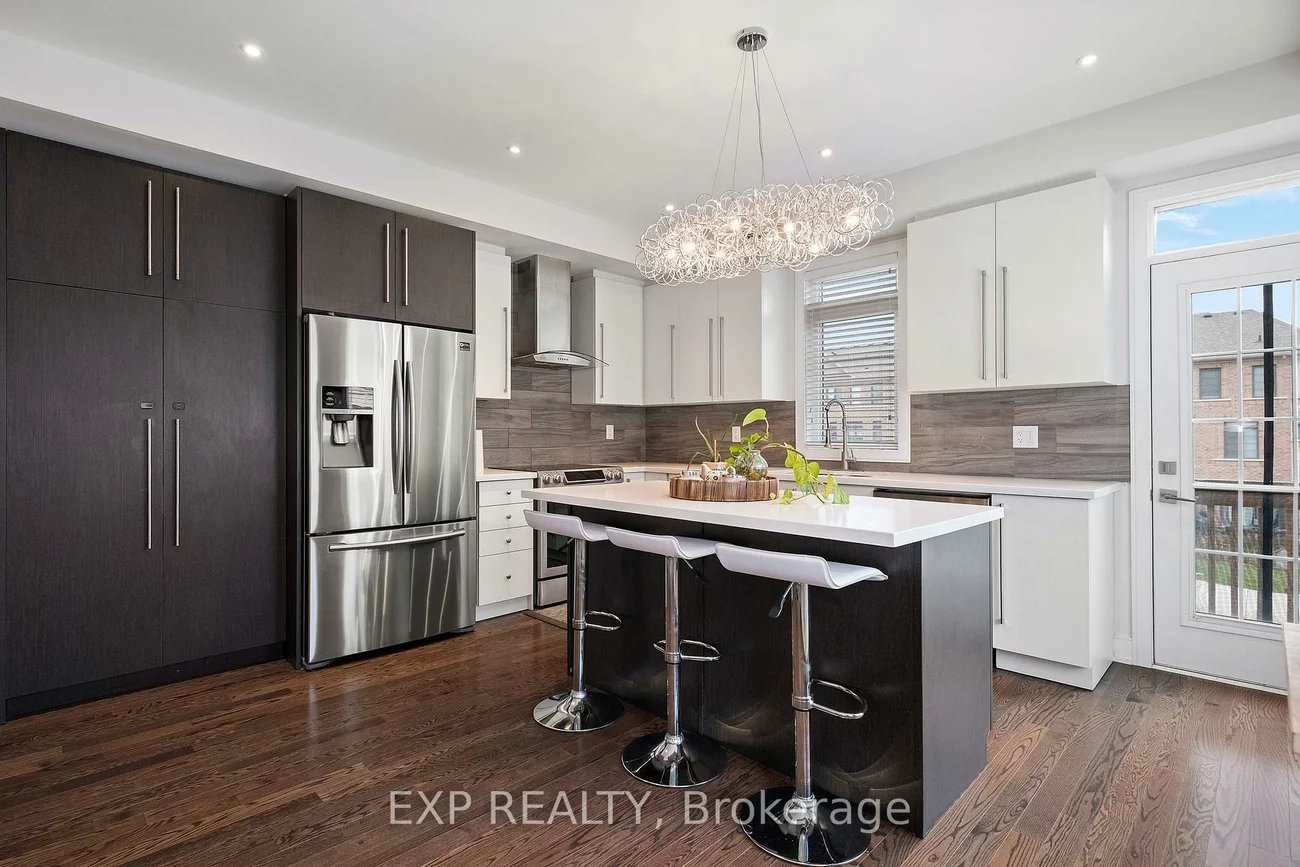 607, Mermaid, Lakeview, Mississauga